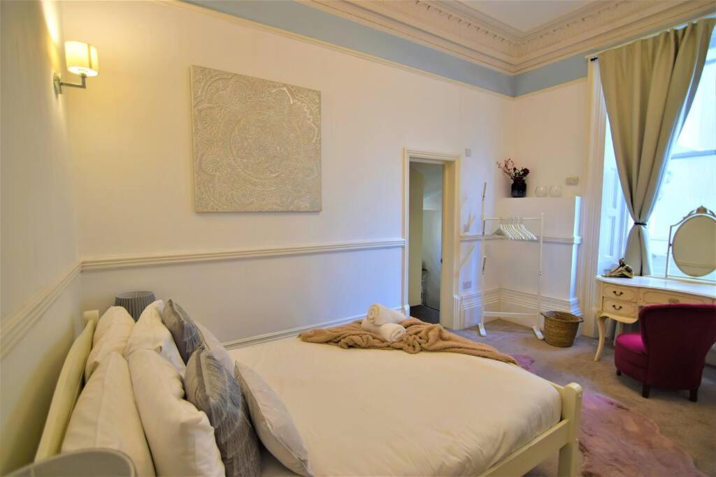 Flash Sales Offer - Any Week Day No Minimum Night Restrictions Central Hove 1 Bedroom Flat Bn38Bru02 Kültér fotó